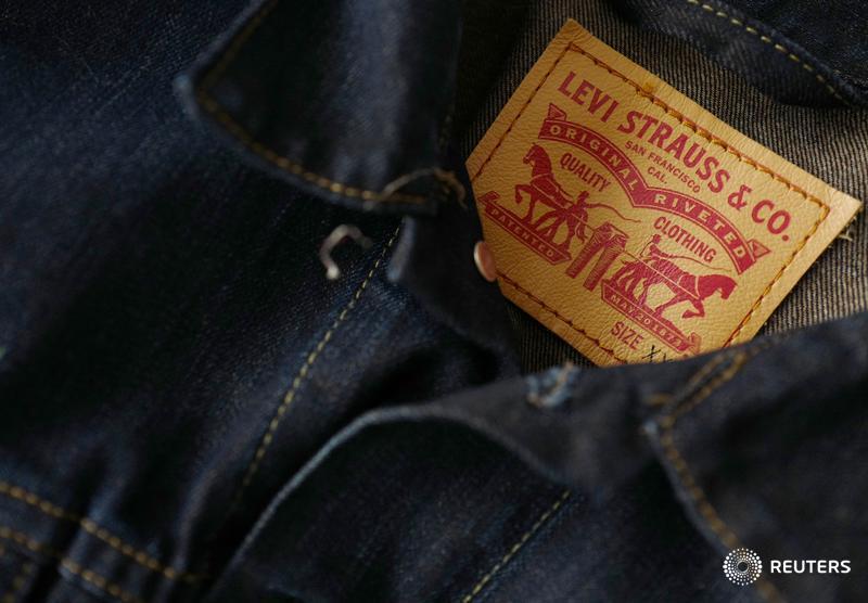 Levi's CEO asks shoppers to leave their guns at home | Canadian HR Reporter